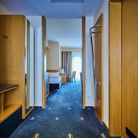 Hotel Theresientor 스트라우빙 외부 사진