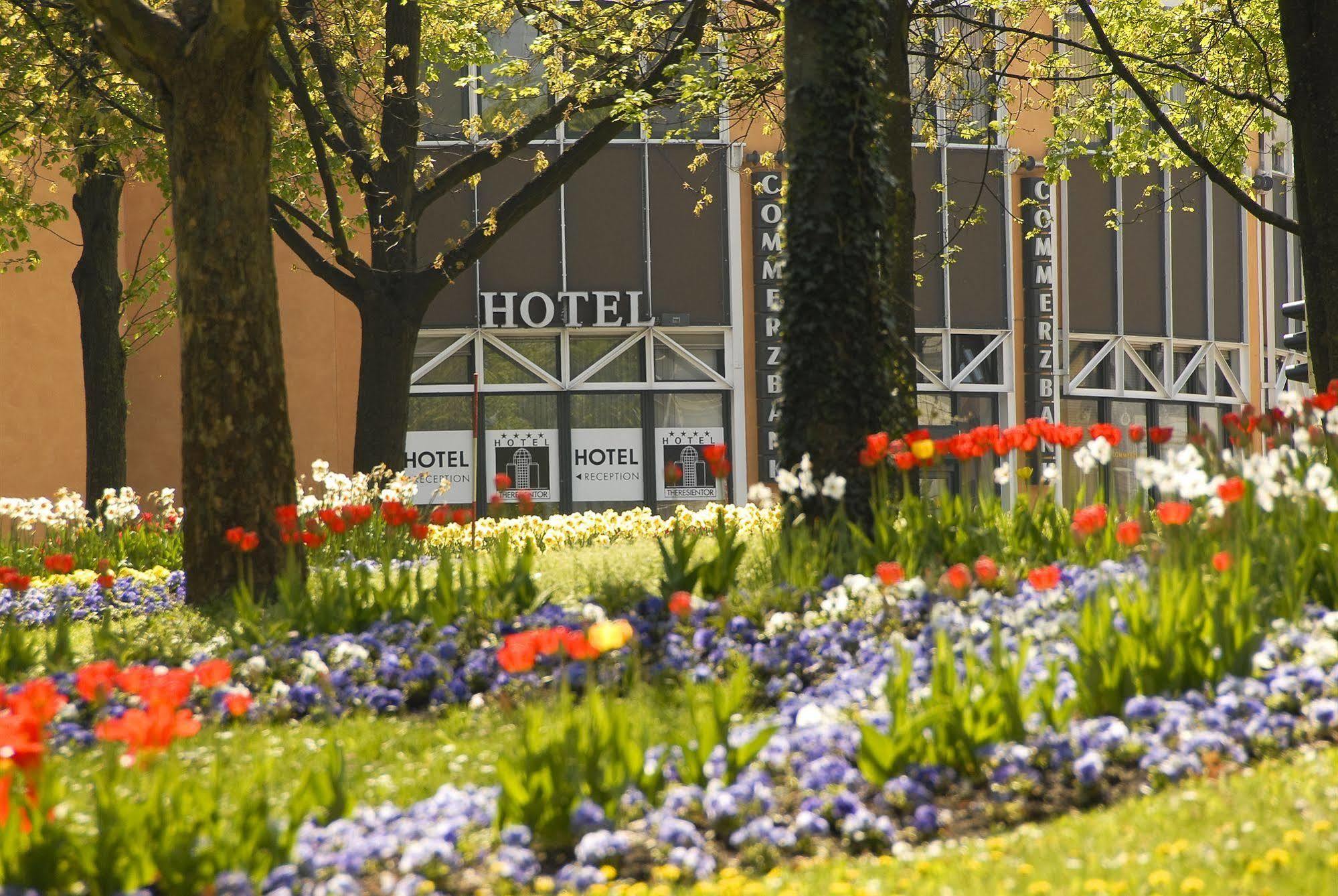 Hotel Theresientor 스트라우빙 외부 사진